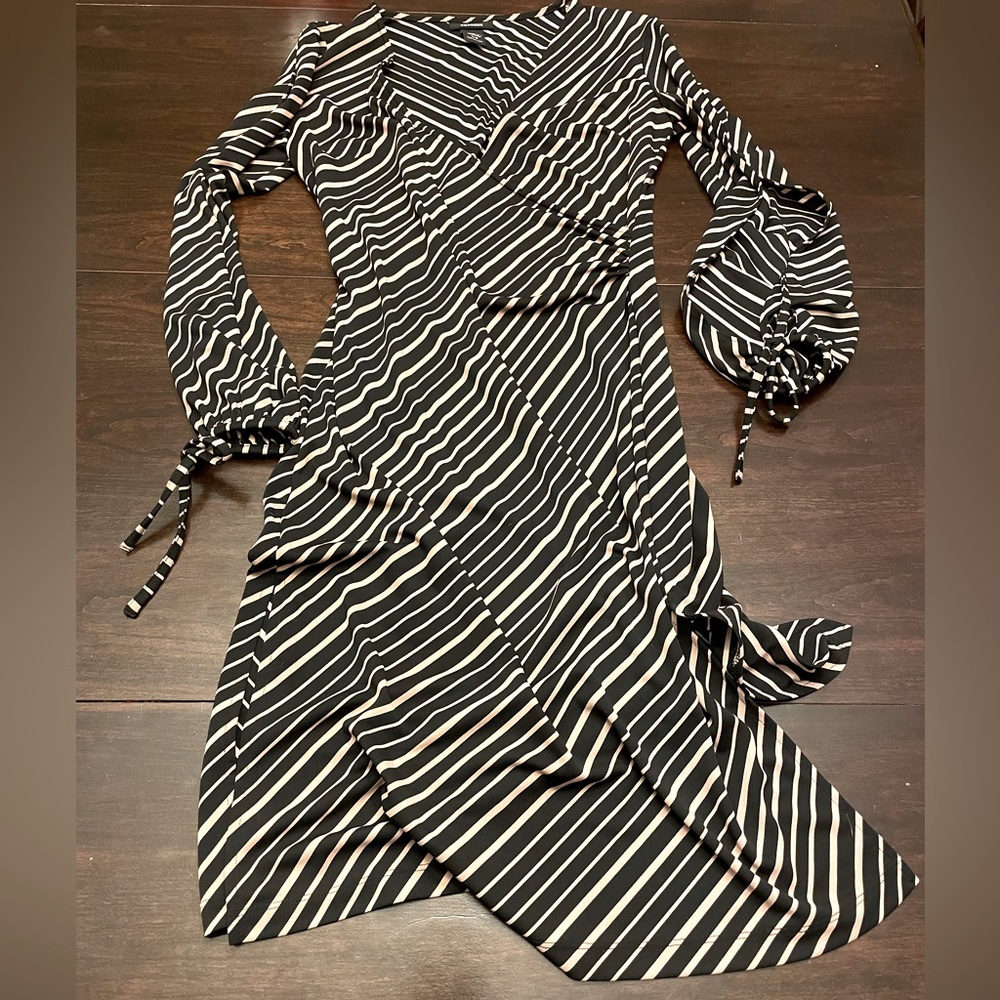 Long sleeve Express dress size 7/8